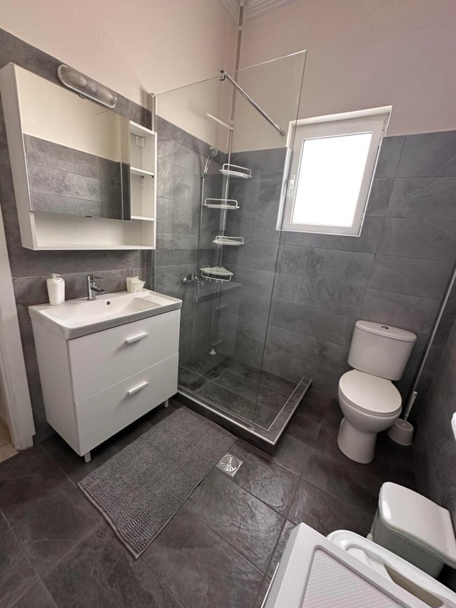 Nea Palatia Beach Front Apartment מראה חיצוני תמונה